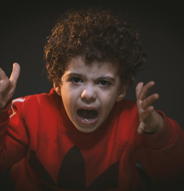 Niño enfadado